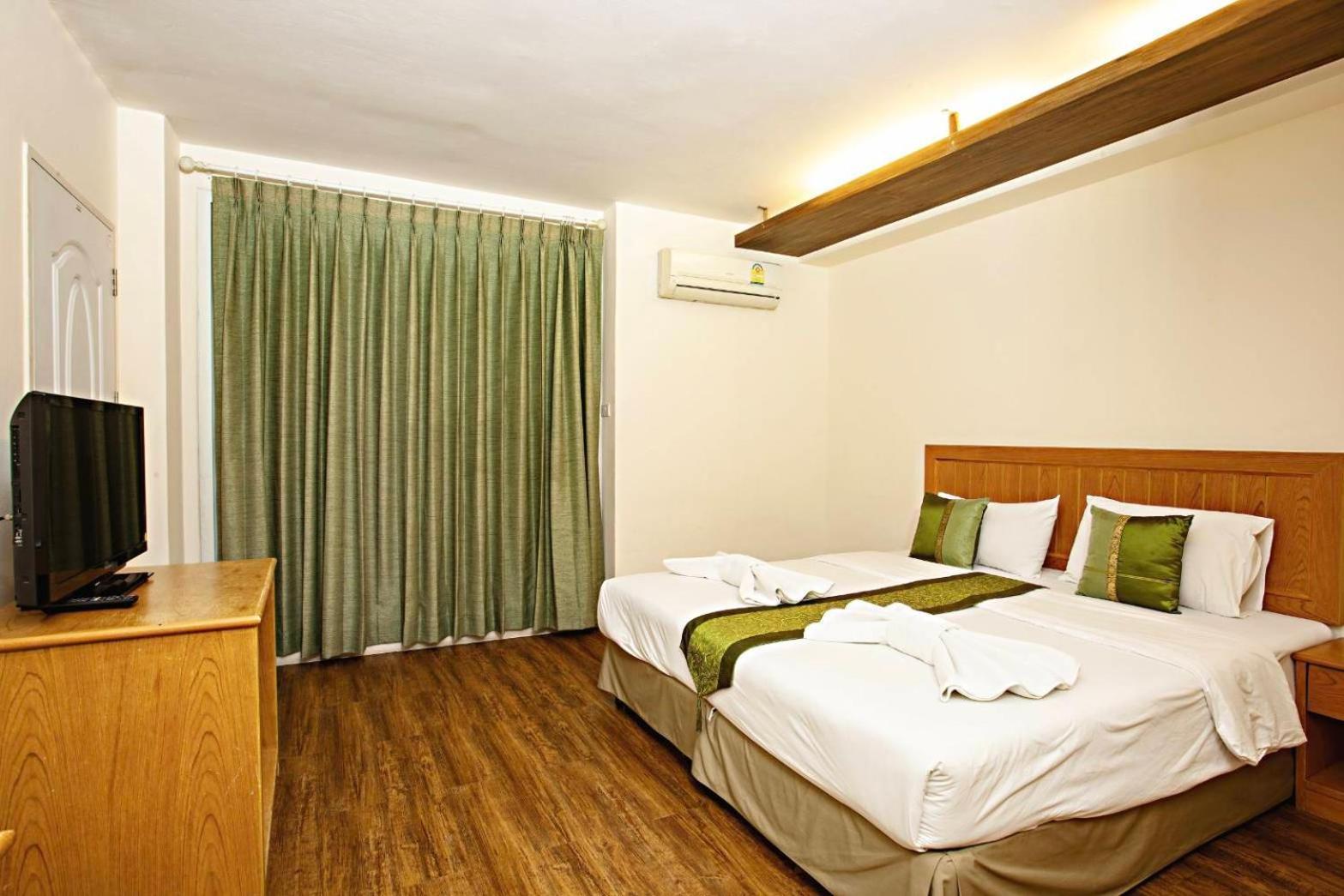 Tm Land Hotel Ayutthaya Extérieur photo