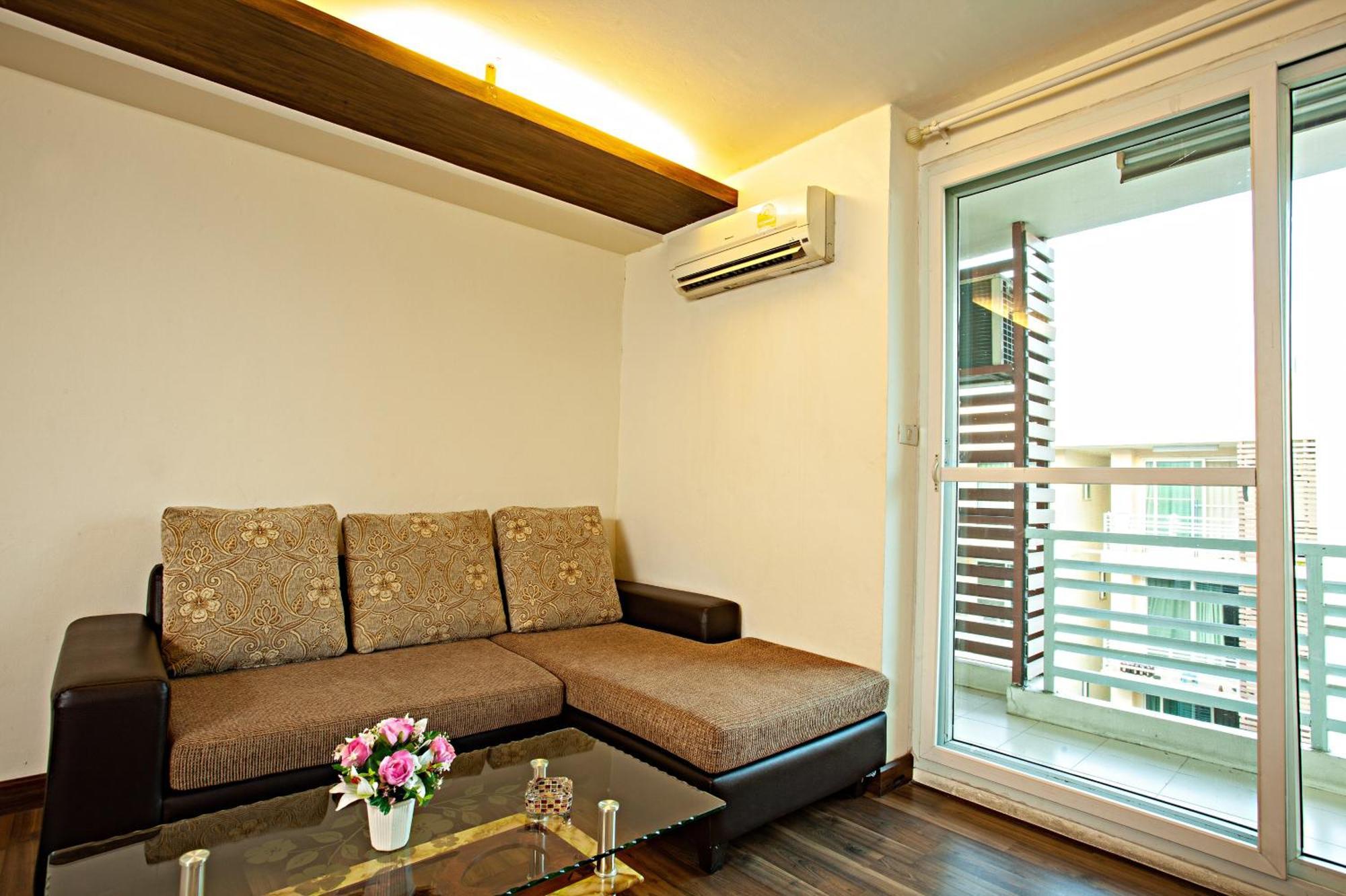Tm Land Hotel Ayutthaya Extérieur photo
